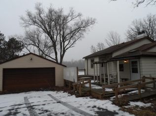 7456 N River Rd, Byron, IL 61010