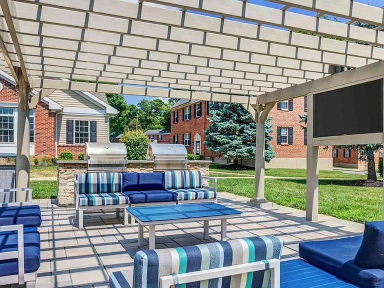 The Villas at Bryn Mawr Apartment Homes — Photo 19