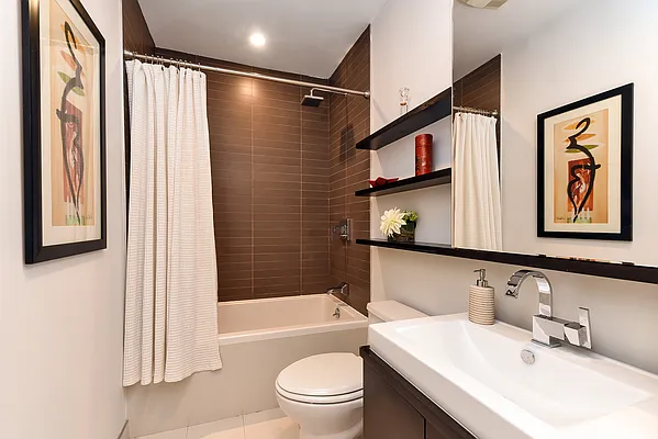 Sold by Keller Williams Realty of Greater Nassau | media 28