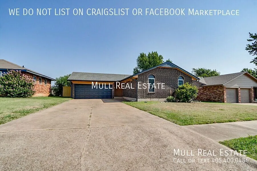 4 Bed 1 1/2 bath home for rent in Moore — Photo 2