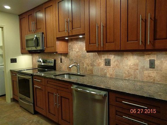 3rd image of 3115 Lakehaven Dr