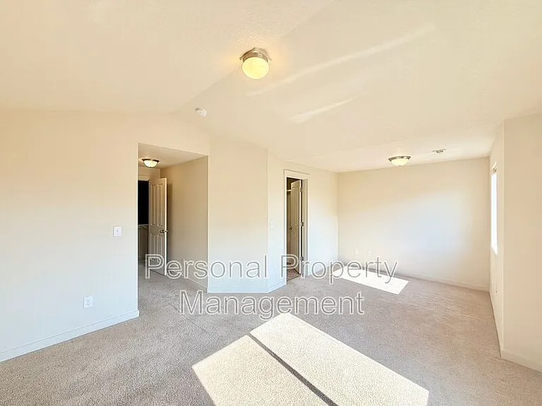 2406 NE 130th Ave — Photo 13