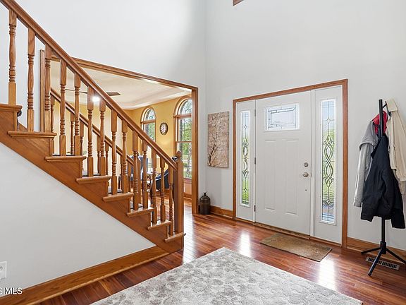 3rd image of 8397 Arapaho Dr