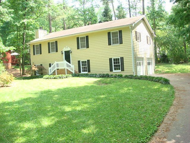 Lovely home in East Cobb