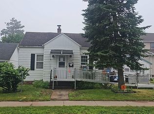 218 S Lincoln St, Shawano, WI 54166