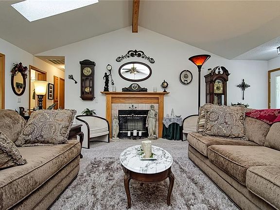 2nd image of 2 Ceres Cir