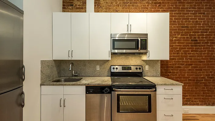 Rented by Terra Magia Inc | media 19