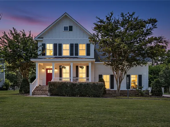 116 Colonial Way, Carrollton, VA 23314