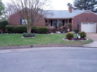 358 Warrington Cir, Hampton, VA 23669