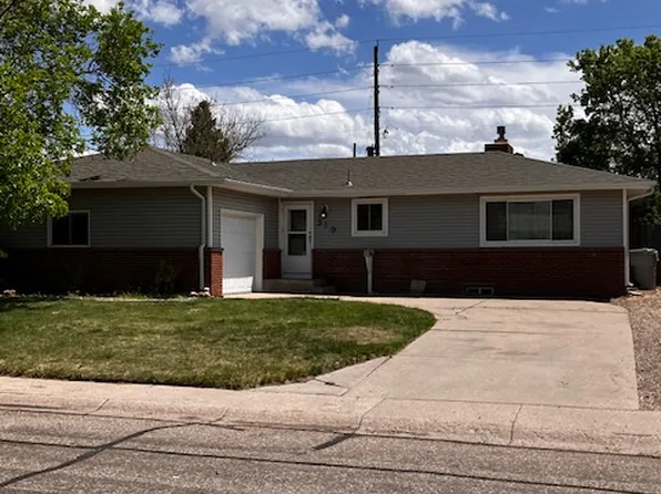 319 Bocage Dr, Cheyenne, WY 82009