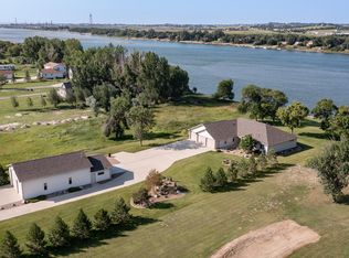 8100 Burnt Creek Island Rd, Bismarck, ND 58503