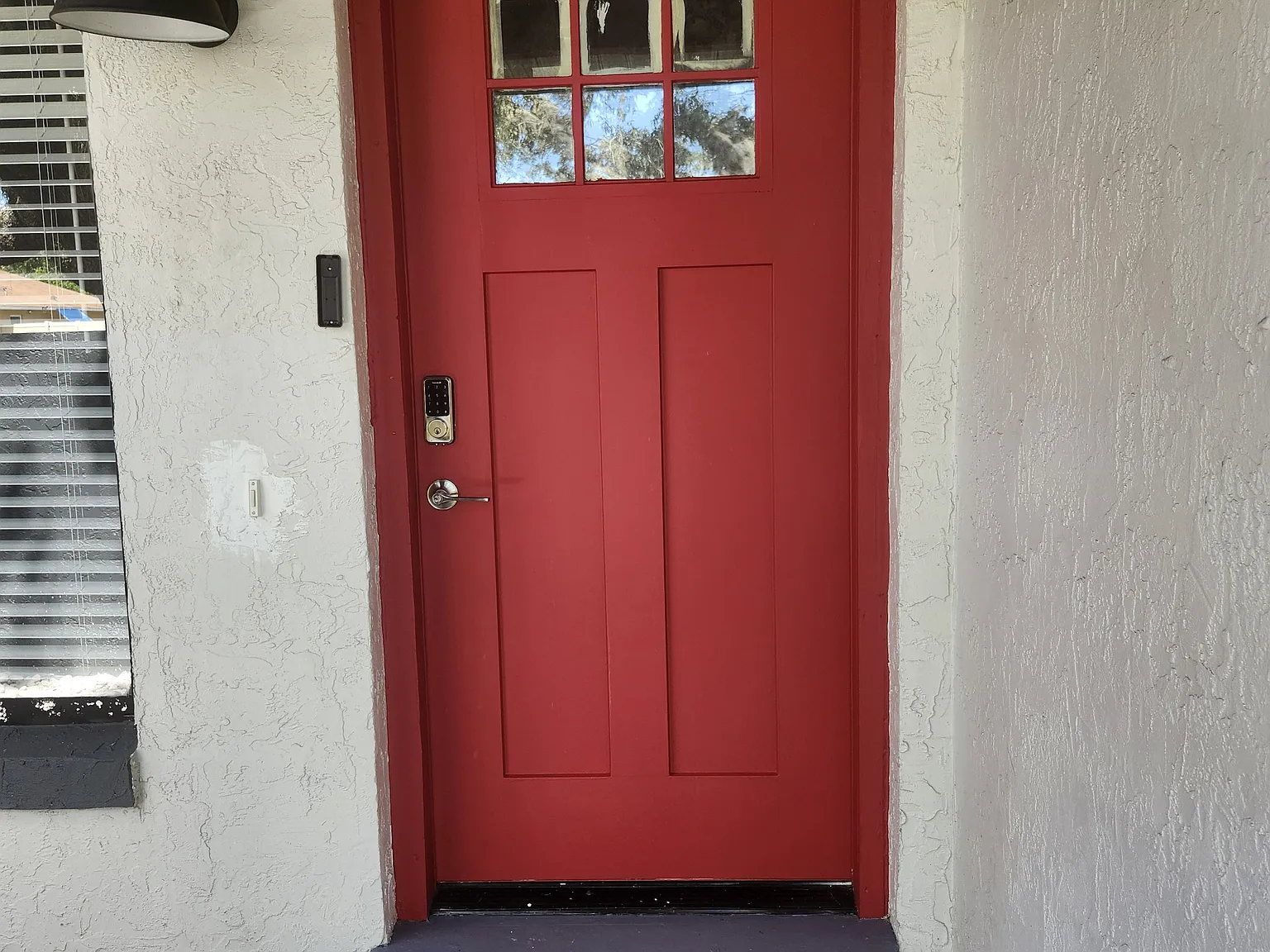 2 bed, 1000 sqft, $1,900 — Photo 2