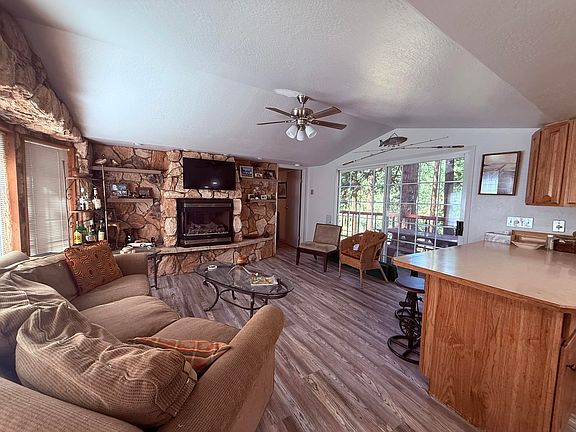 3rd image of 1275 Grizzly Rd