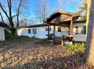 2696 Maple Dr, Linesville, PA 16424