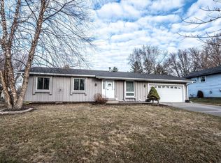 6946 Ideal Ave S, Cottage Grove, MN 55016