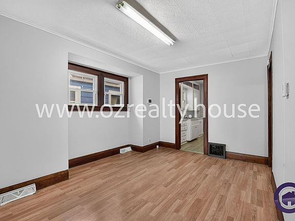 5th image of 1941 Marlow Rd