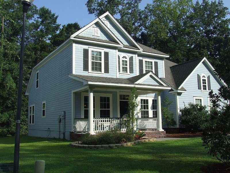 1st image of 246 Carolinian Dr