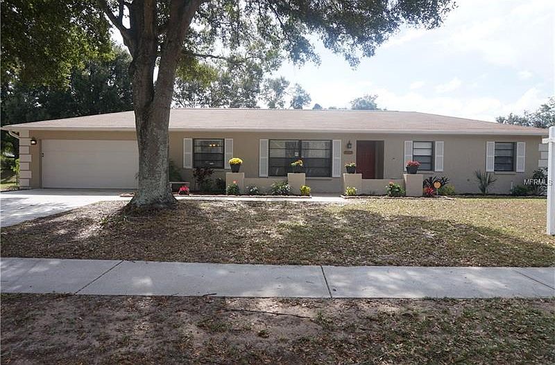 1st image of 2403 Buckhorn Manor Dr