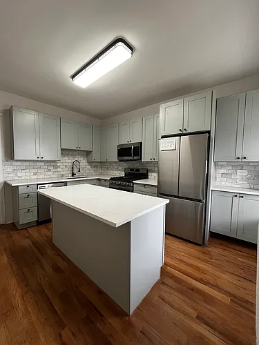 3121 W Augusta Blvd #2R Photo 1
