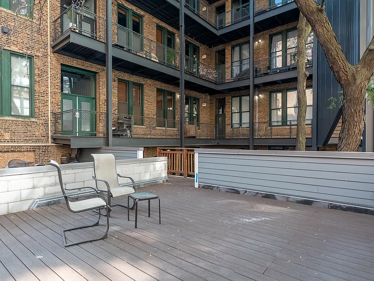 331 S Peoria St #401A — Photo 15
