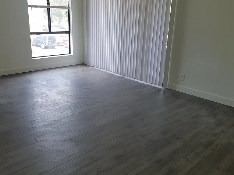 731 S Detroit St #202 — Photo 1