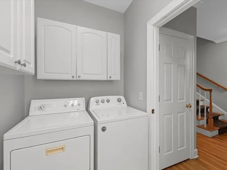 11 Kirkland Ln — Photo 9