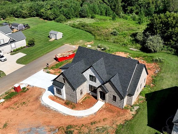 3rd image of 1035 Peaks Meadow Dr