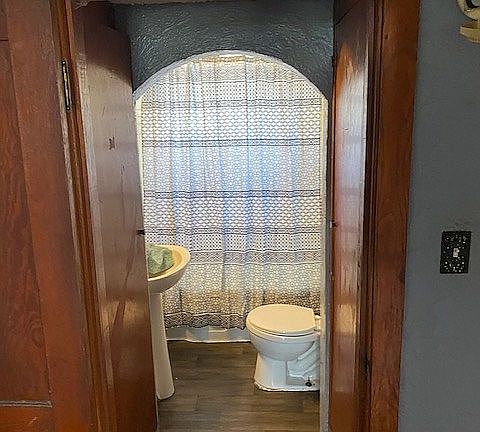 3rd image of 202 Cherry St