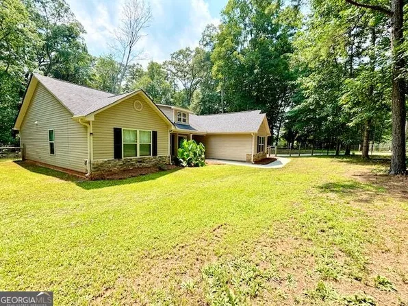 6648 Luthersville Rd, Gay, GA 30218