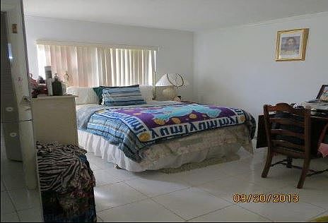 3rd image of 2523 Dudley Dr W APT C