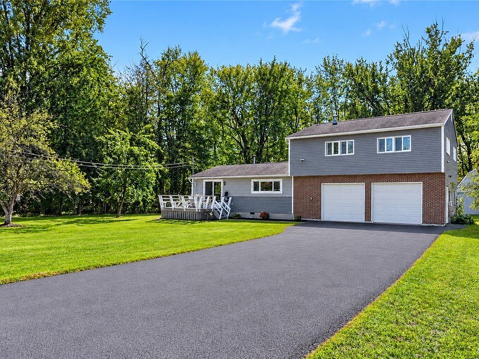 1st image of 212 Andrews Shore Rd