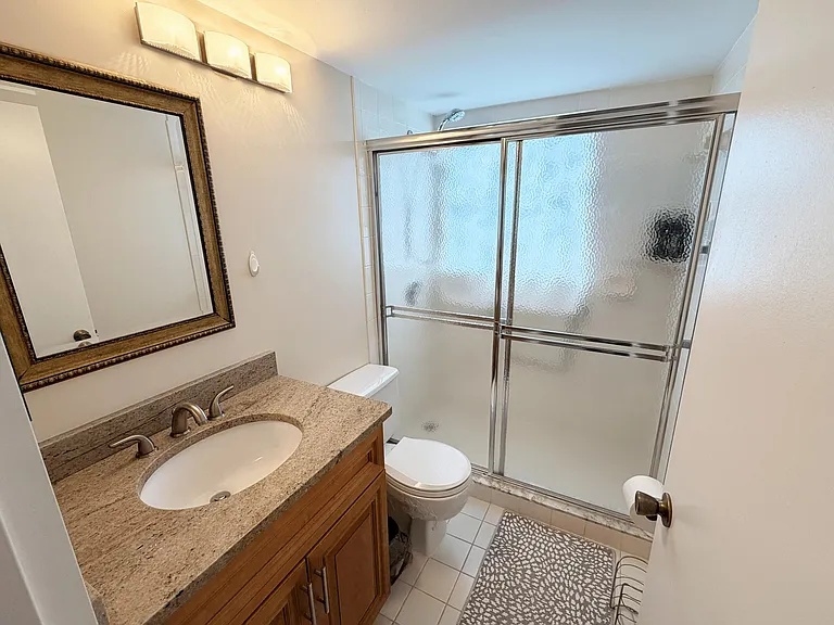 375 Mansfield #I — Photo 10