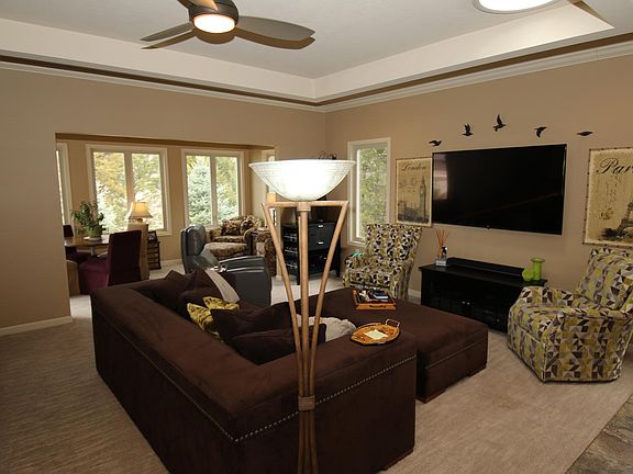 4th image of 3432 Golf Villa Dr