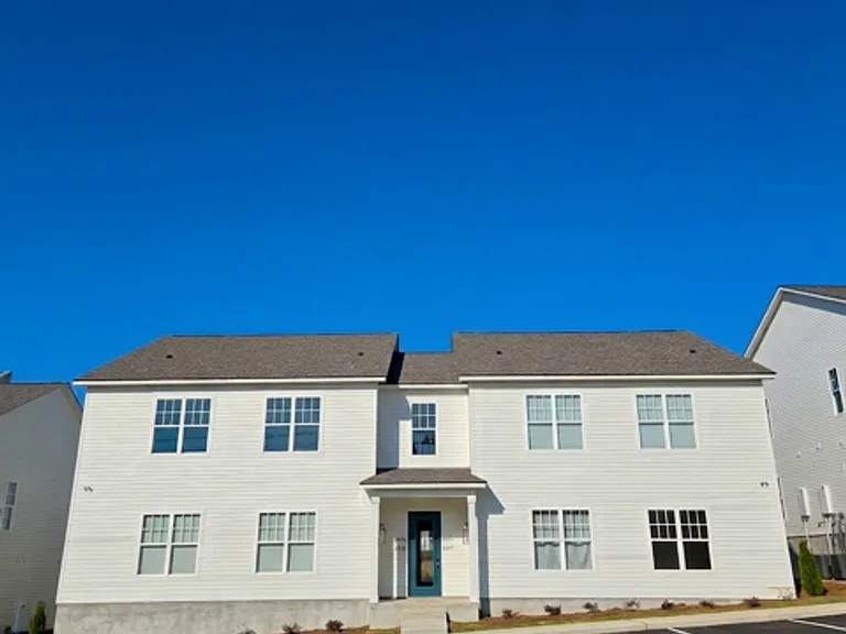 3423 Southern Way — Photo 1