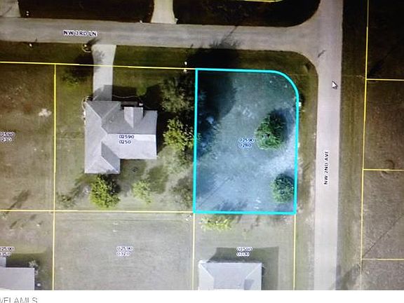 2nd image of 200 NW 3rd Ln