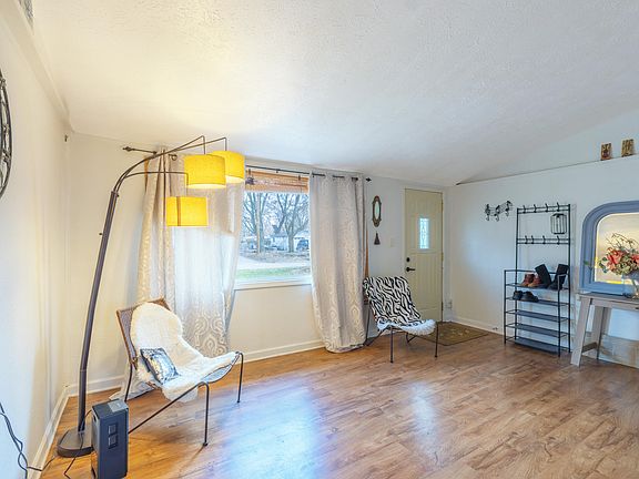 5th image of 241 26th St N