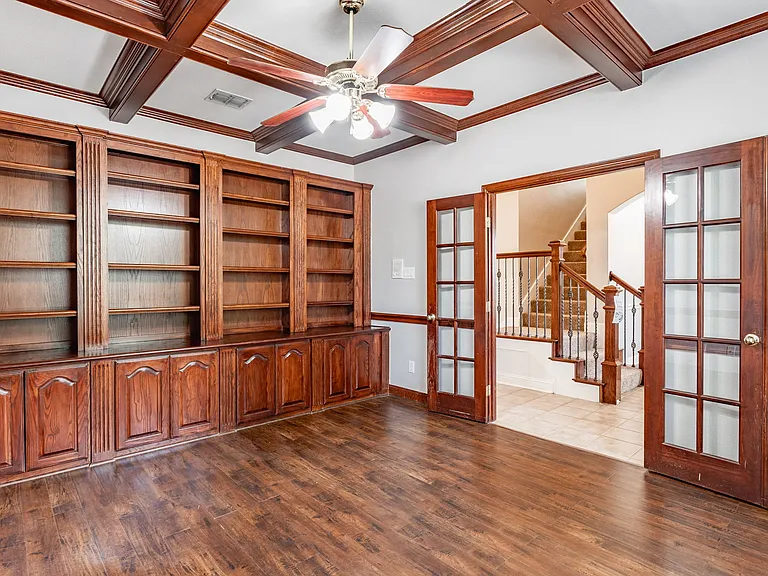 1100 Cedar Valley Dr — Photo 12