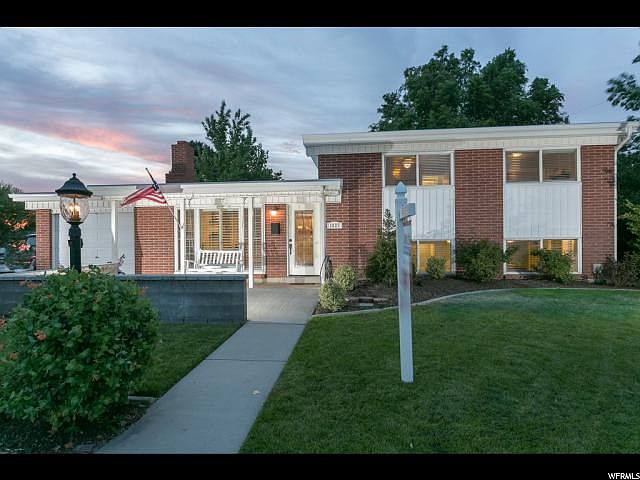 1st image of 1027 E Heather Cir