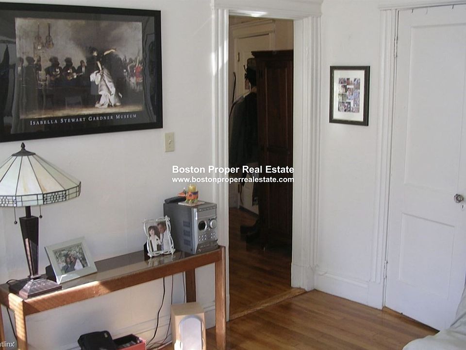 211 Park Dr. #32 Boston - Fenway Unit Photo 1