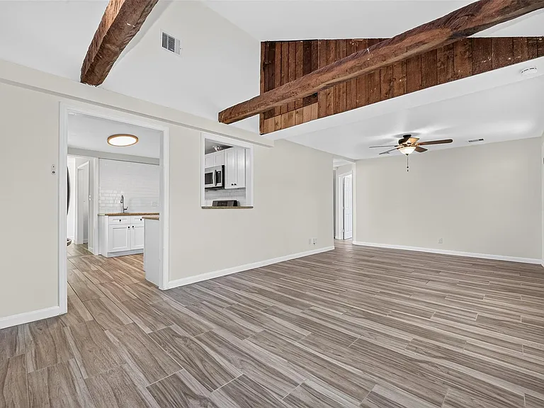 12814 Royce Ln — Photo 5