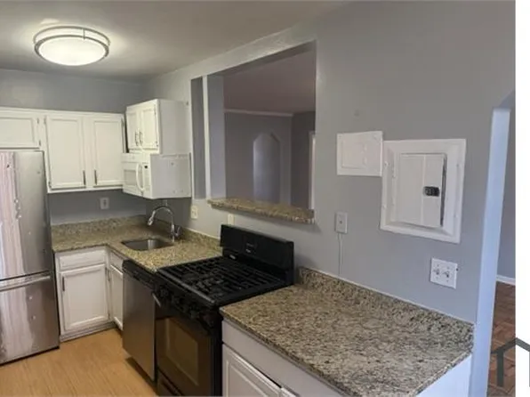 939 Longfellow St NW APT 110, Washington, DC 20011