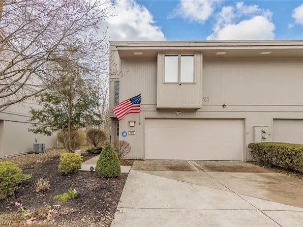 8058 Steven David Dr #4214, Strongsville, OH 44149
