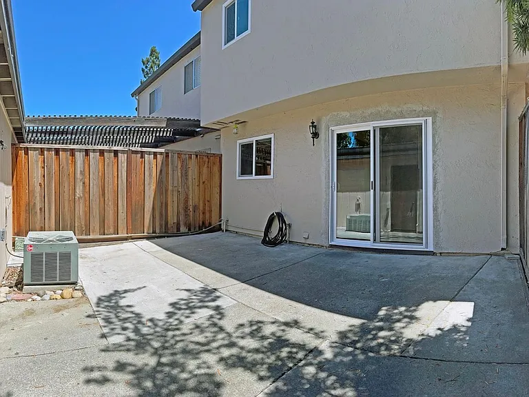 1448 Carnot Dr — Photo 25