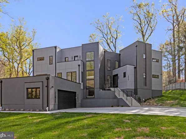 3525 Glenbrook Rd, Fairfax, VA 22031