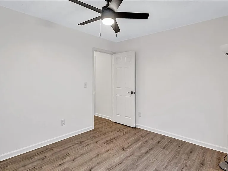 6234 Culver Dr — Photo 21