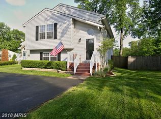 711 Powhatan Beach Rd, Pasadena, MD 21122