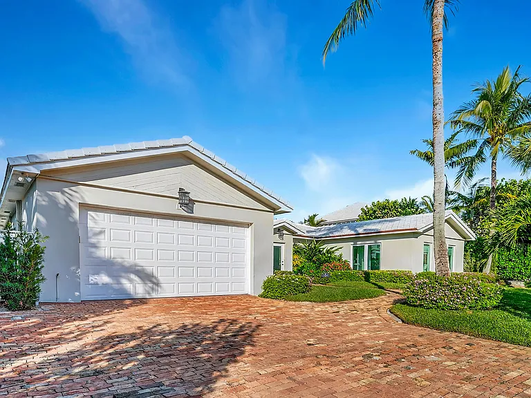 107 E Inlet Dr — Photo 57