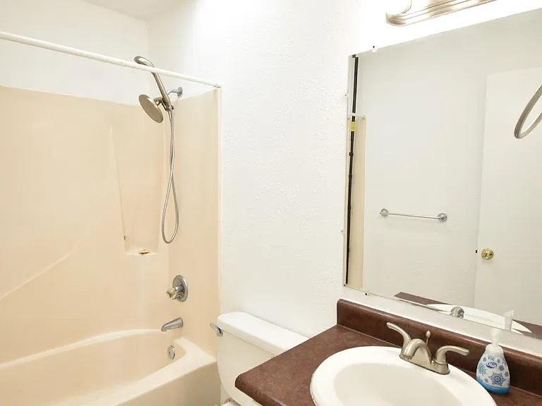 6321 Lance St — Photo 10