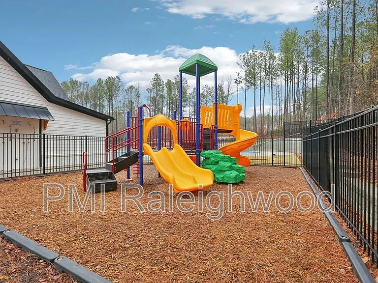 528 Bridger Dr — Photo 41