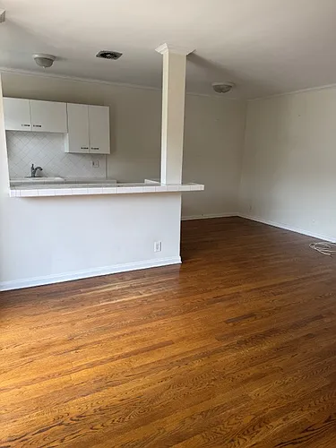 1229 N Spaulding Ave Photo 1